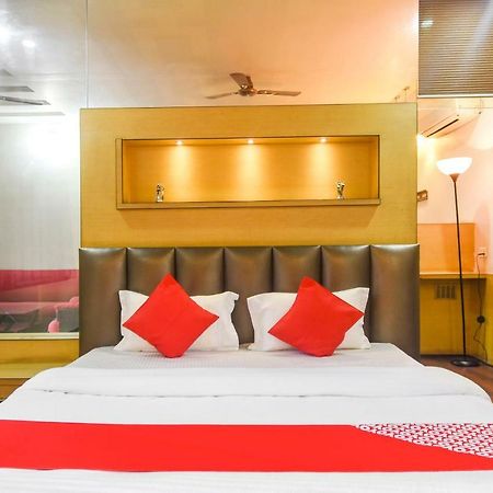 Oyo 47464 Hotel The Country Club Bilaspur  Exterior photo