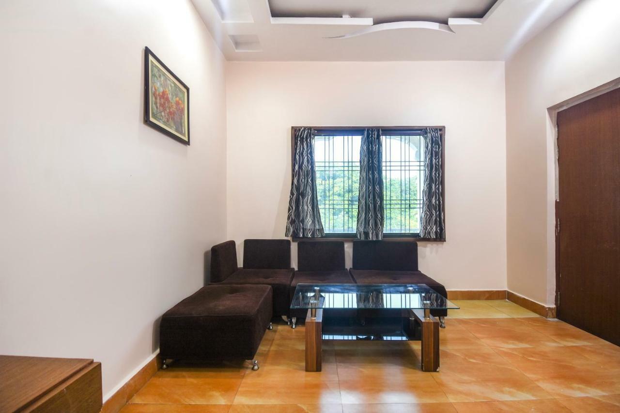 Oyo 47464 Hotel The Country Club Bilaspur  Exterior photo