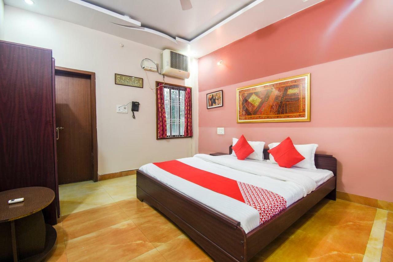 Oyo 47464 Hotel The Country Club Bilaspur  Exterior photo